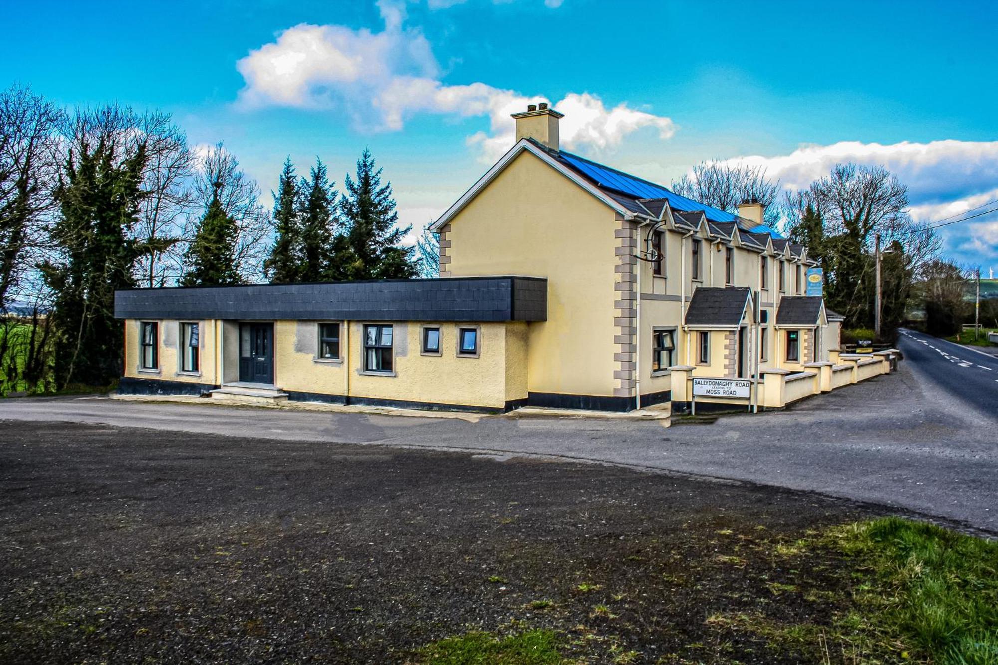 The Coach Inn Strabane Exteriér fotografie